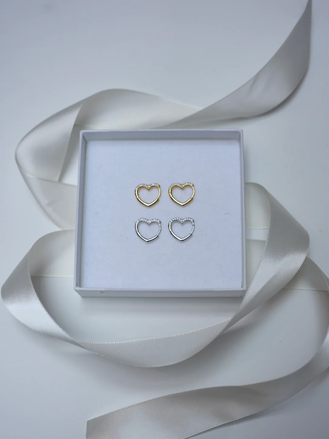 Ee ONLINE STORE